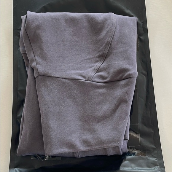 SHAPE LEGGINGS XS - Picture 7 of 7